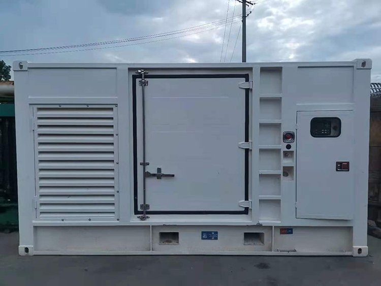 杭锦后电动机的启动电流过大可能会对电网造成什么影响？