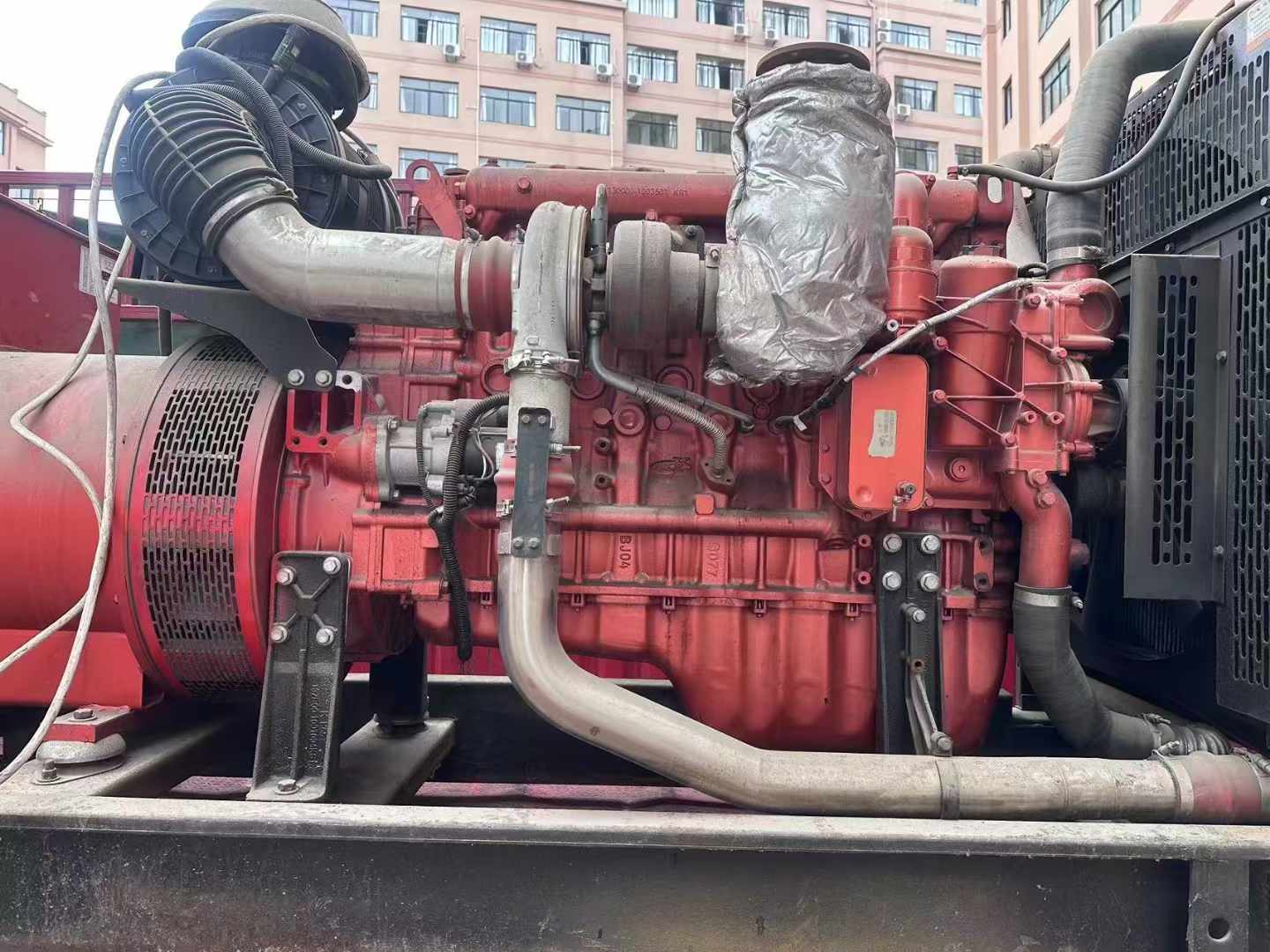 杭锦后如何选择适合 600kW 柴油发电机组的过载保护器？